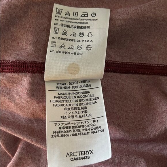 Arcteryx Mens Red Tee Shirt in Trim Fit Size Medium - Picture 6 of 6